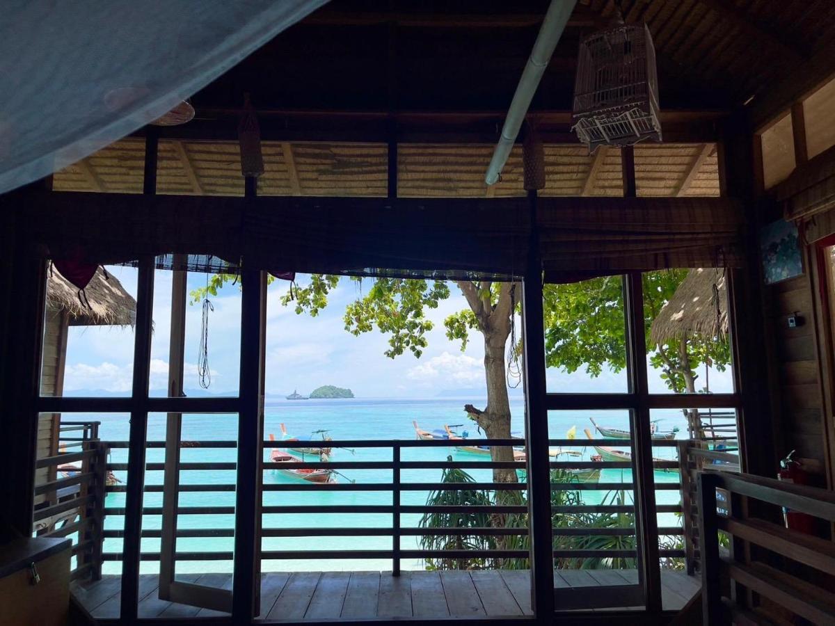 Castaway Resort Koh Lipe Esterno foto